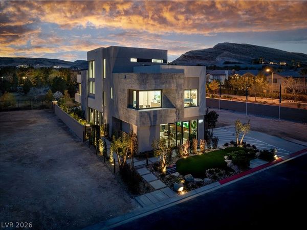 3961 Heron Fairway Drive , Las Vegas, NV 89141