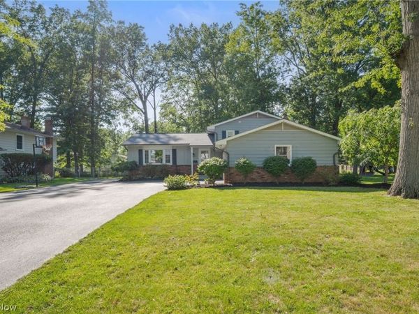 7258 Grant Street , Mentor, OH 44060