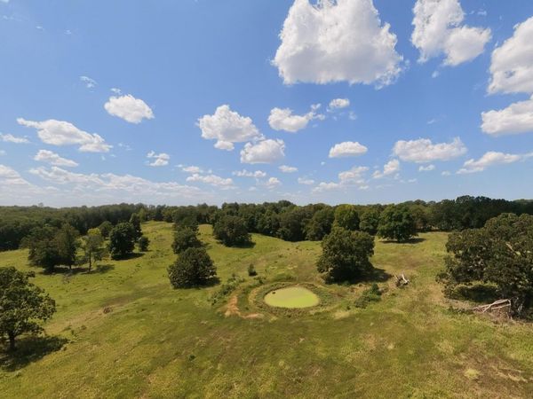 000 Bamber Road , Mammoth Spring, AR 72554