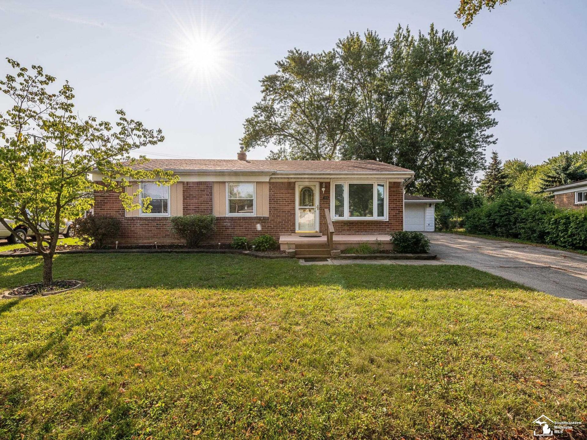 146 Theodore Drive, Monroe, MI 48162 Main Photo
