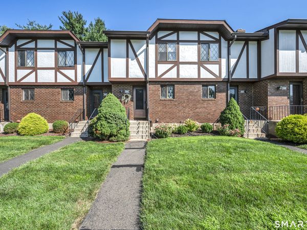 205 Cedar Hollow, Unit 205, Rocky Hill, CT 06067