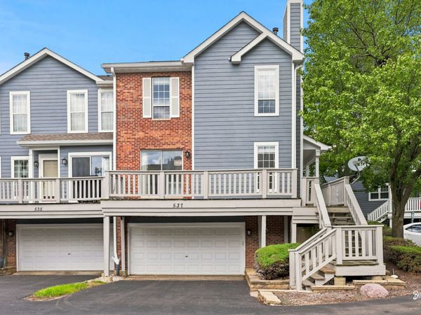 537 W Parkside Drive , Palatine, IL 60067