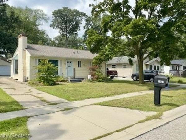 3321 Pine Grove Avenue , Port Huron, Mi 48060