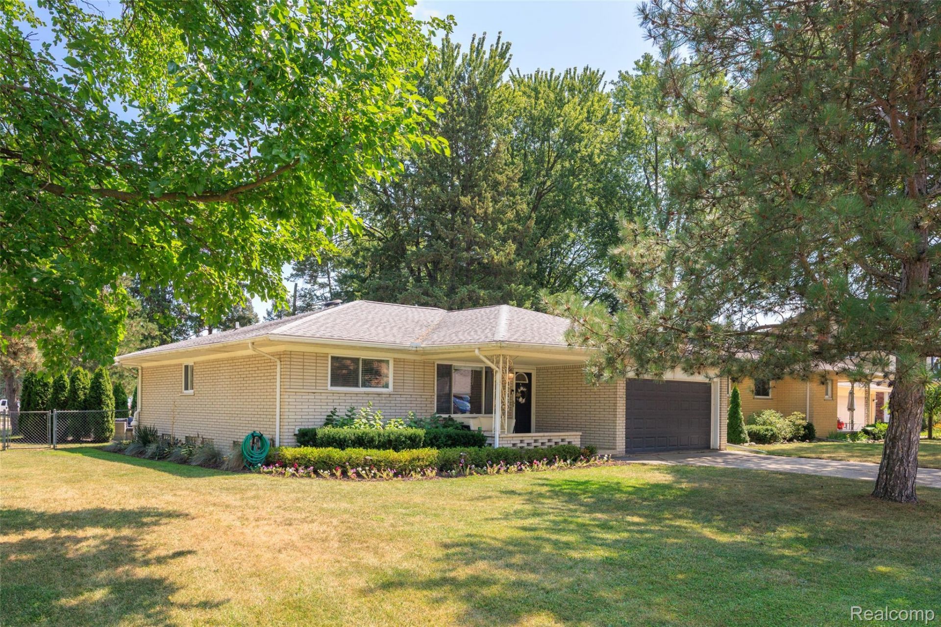 42460 Hanks Lane, Sterling Heights, Mi 48314 Main Photo
