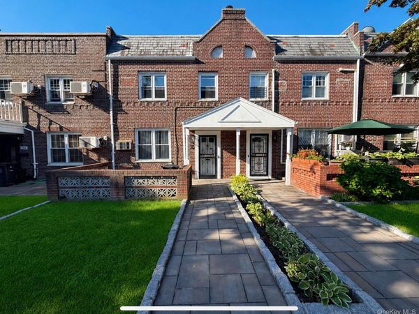 6746 Harrow Street , Forest Hills, NY 11375