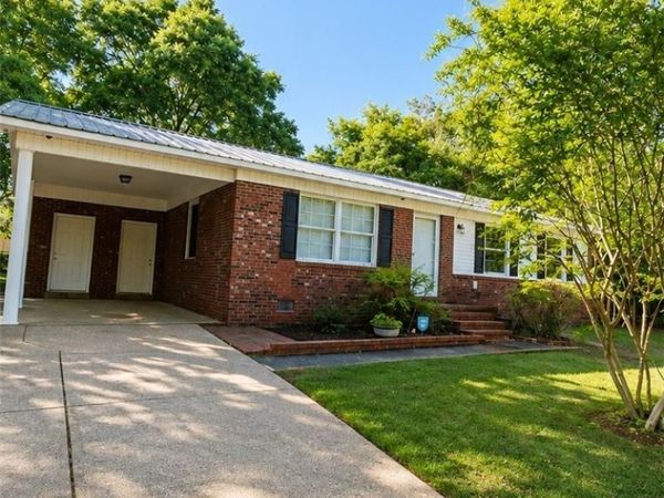 1930 Saint Paul Avenue, Fayetteville, NC 28304
