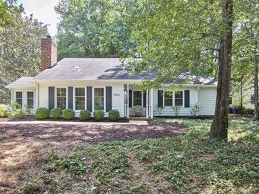 6914 Falconbridge Road, Chapel Hill, NC 27517