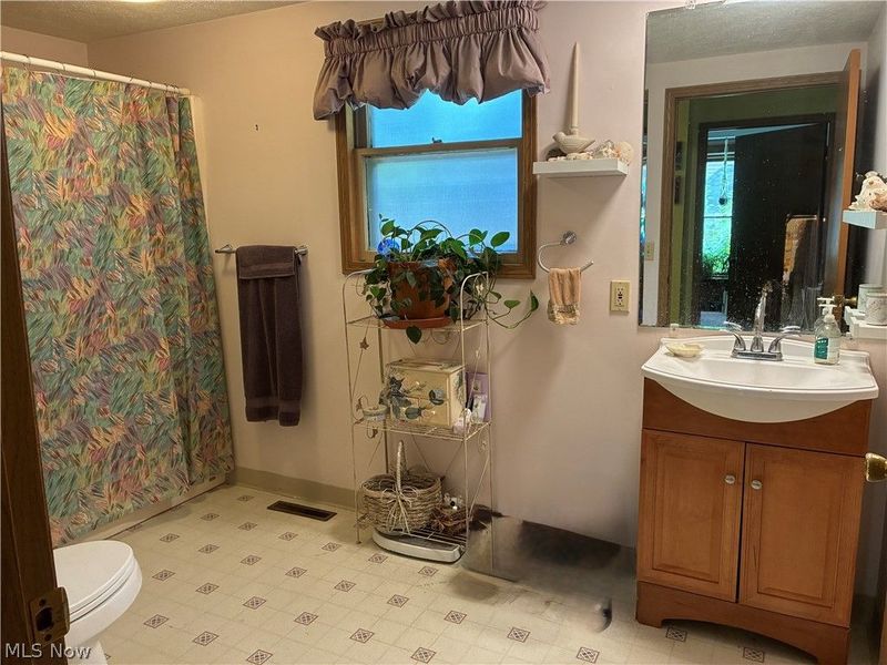 918 N Bever Street, Wooster, OH 44691 Photo 11
