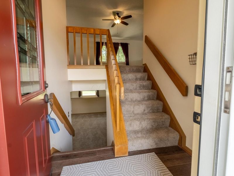 5134 Bressler Drive, Hilliard, OH 43026 Photo 2