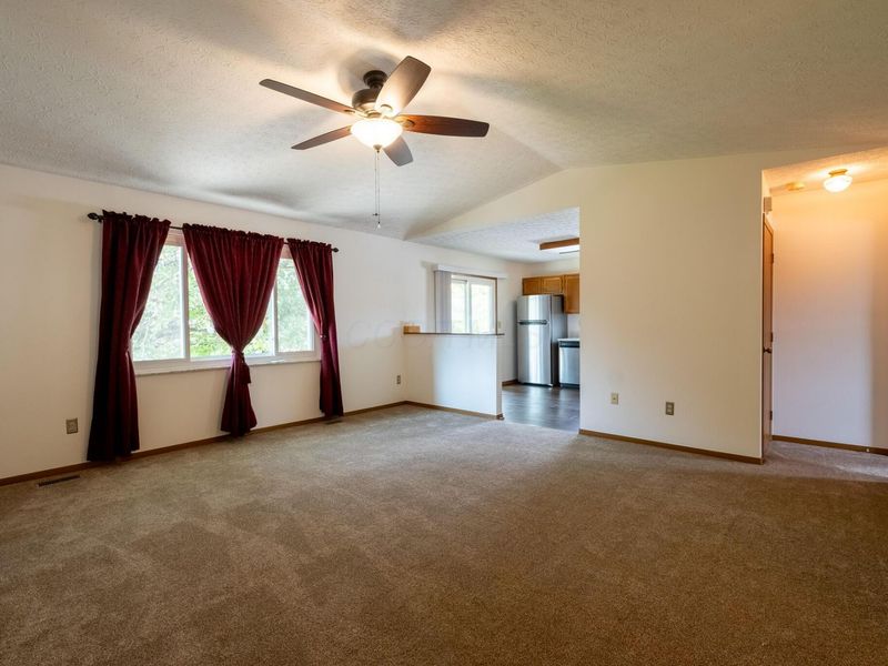 5134 Bressler Drive, Hilliard, OH 43026 Photo 3