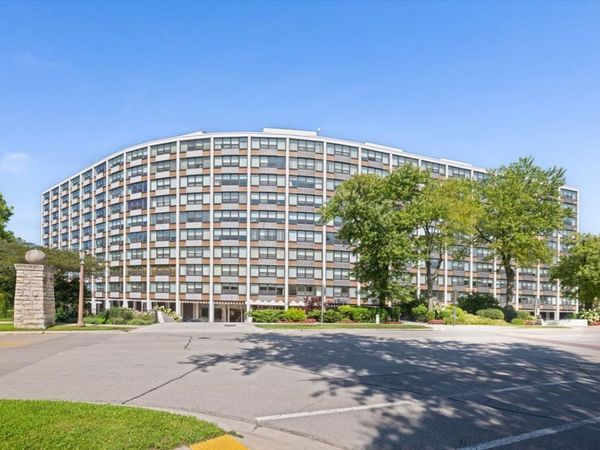 1630 Sheridan Road , Unit 5G, Wilmette, IL 60091