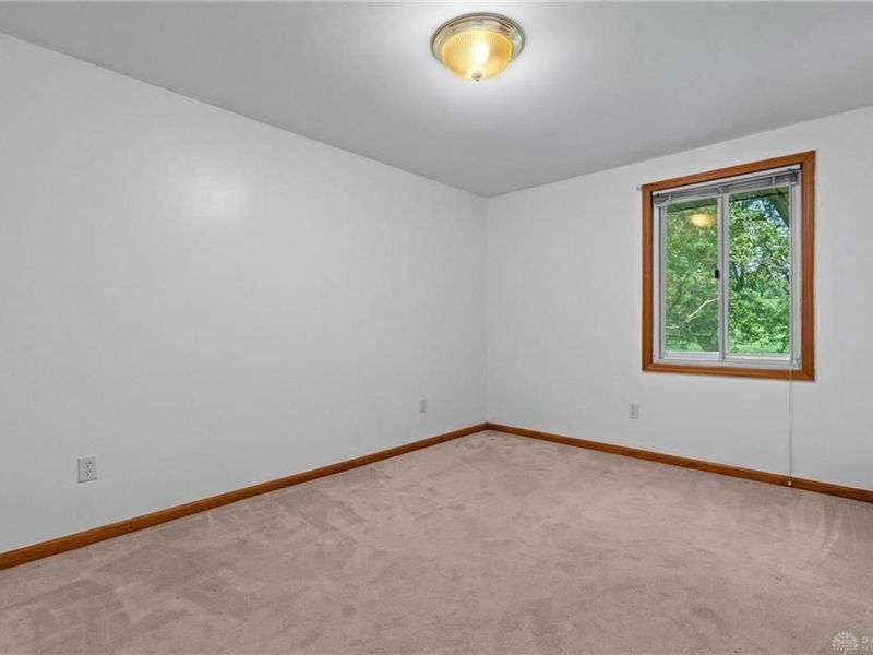 7565 Newbury Road, Bethel Township, OH 45371 Photo 28