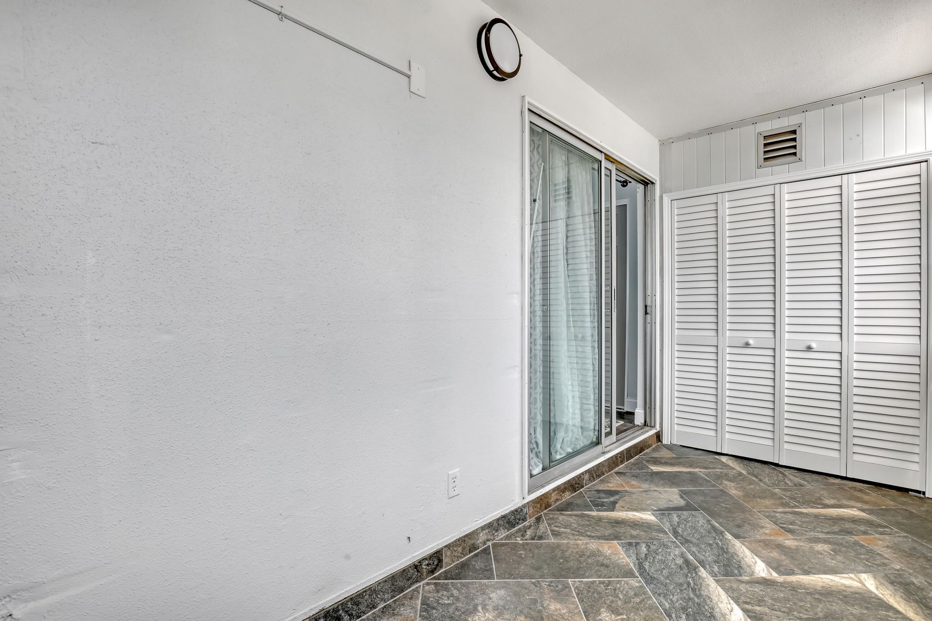 611 Saxony M Park, Delray Beach, FL 33446 Photo