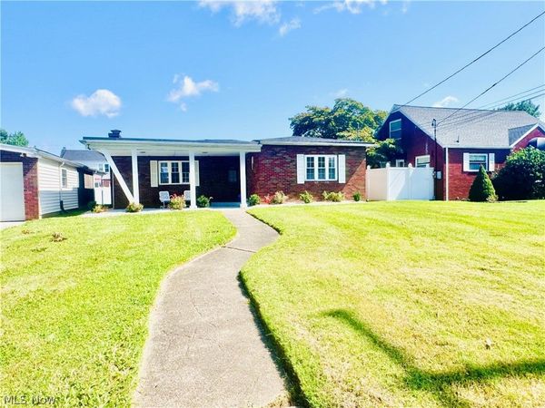 521 25th Street, Vienna, WV 26105