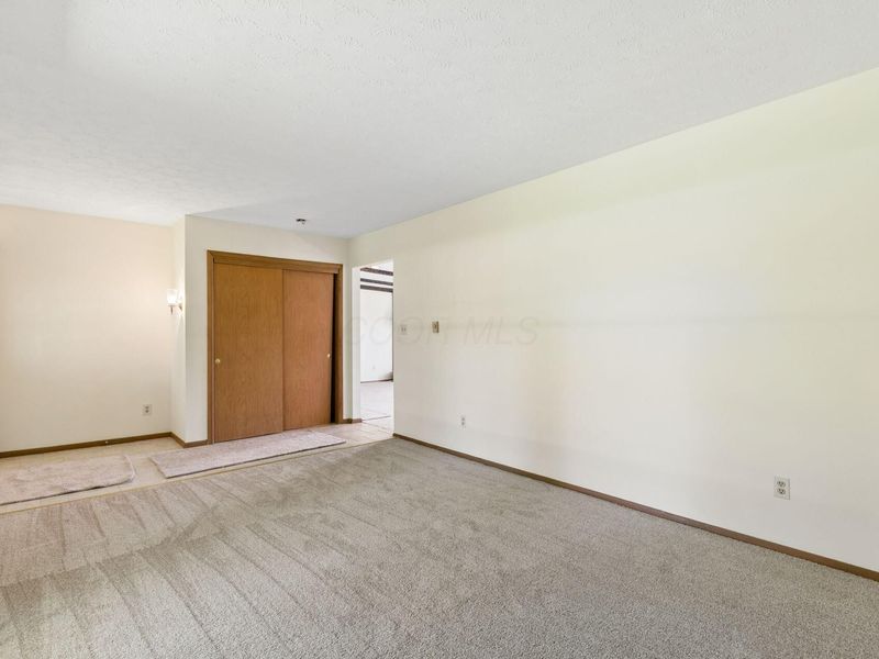 4143 Zuber Road, Orient, OH 43146 Photo 5