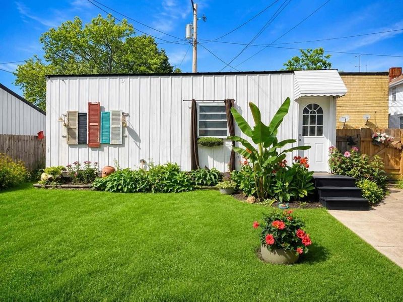 565 E Chestnut Street, Lancaster, OH 43130 Photo 4