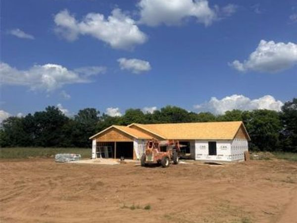 28 Aldean , Benton, MO 63736