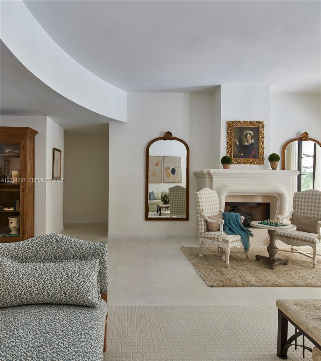 2532 NW Lake Ave , Miami Beach, FL 33140 Photo