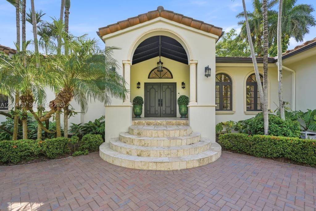 2532 NW Lake Ave , Miami Beach, FL 33140 Photo