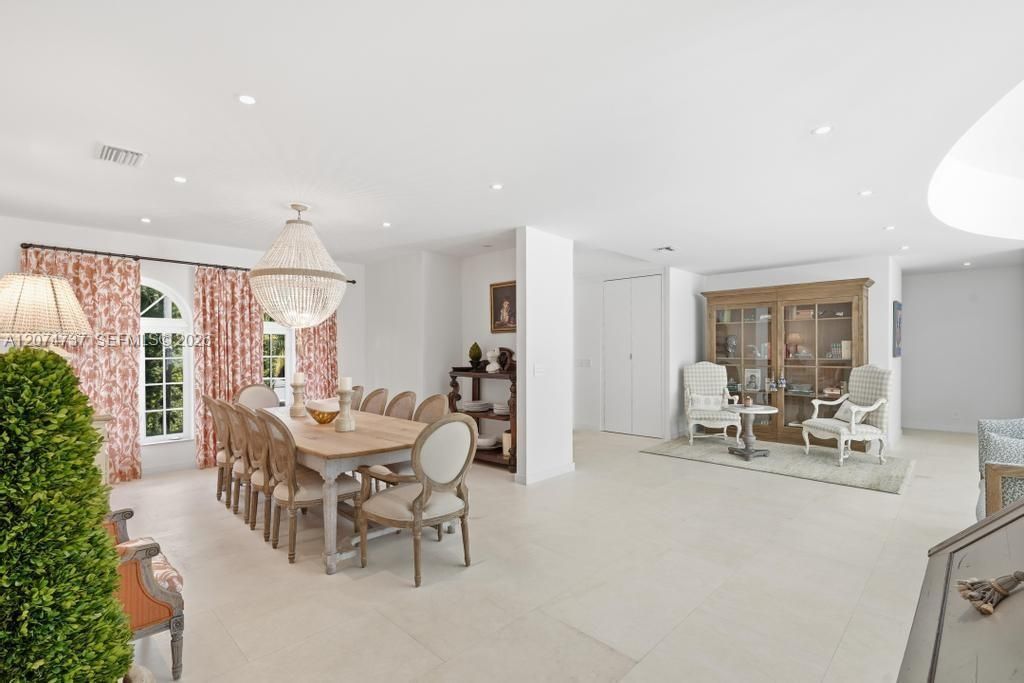 2532 NW Lake Ave , Miami Beach, FL 33140 Photo