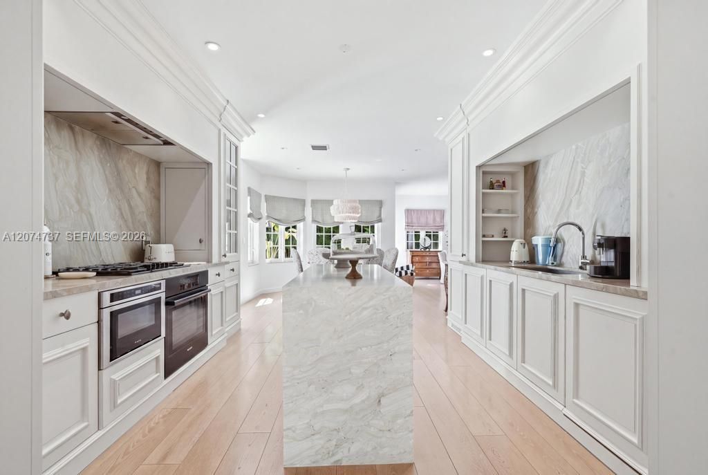 2532 NW Lake Ave , Miami Beach, FL 33140 Photo