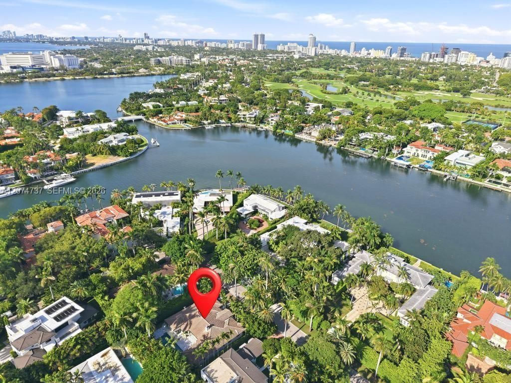 2532 NW Lake Ave , Miami Beach, FL 33140 Photo