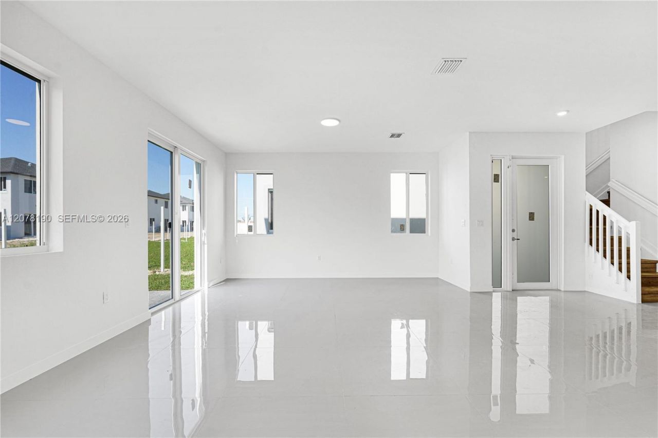 22555 SW 125th Ave , Miami, FL 33170 Photo