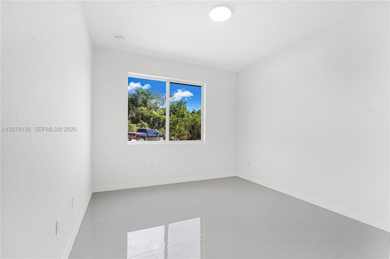 22555 SW 125th Ave , Miami, FL 33170 Photo