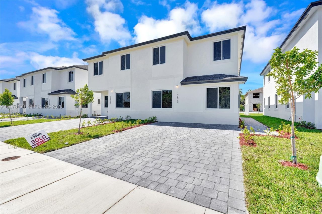 22555 SW 125th Ave , Miami, FL 33170 Photo