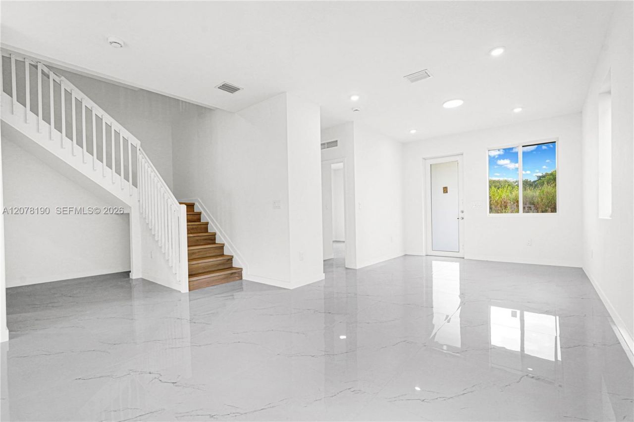 22555 SW 125th Ave , Miami, FL 33170 Photo