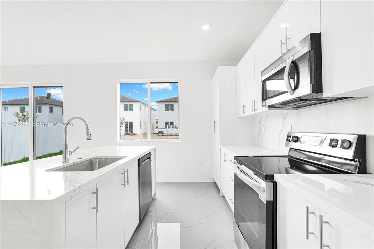 22555 SW 125th Ave , Miami, FL 33170 Photo