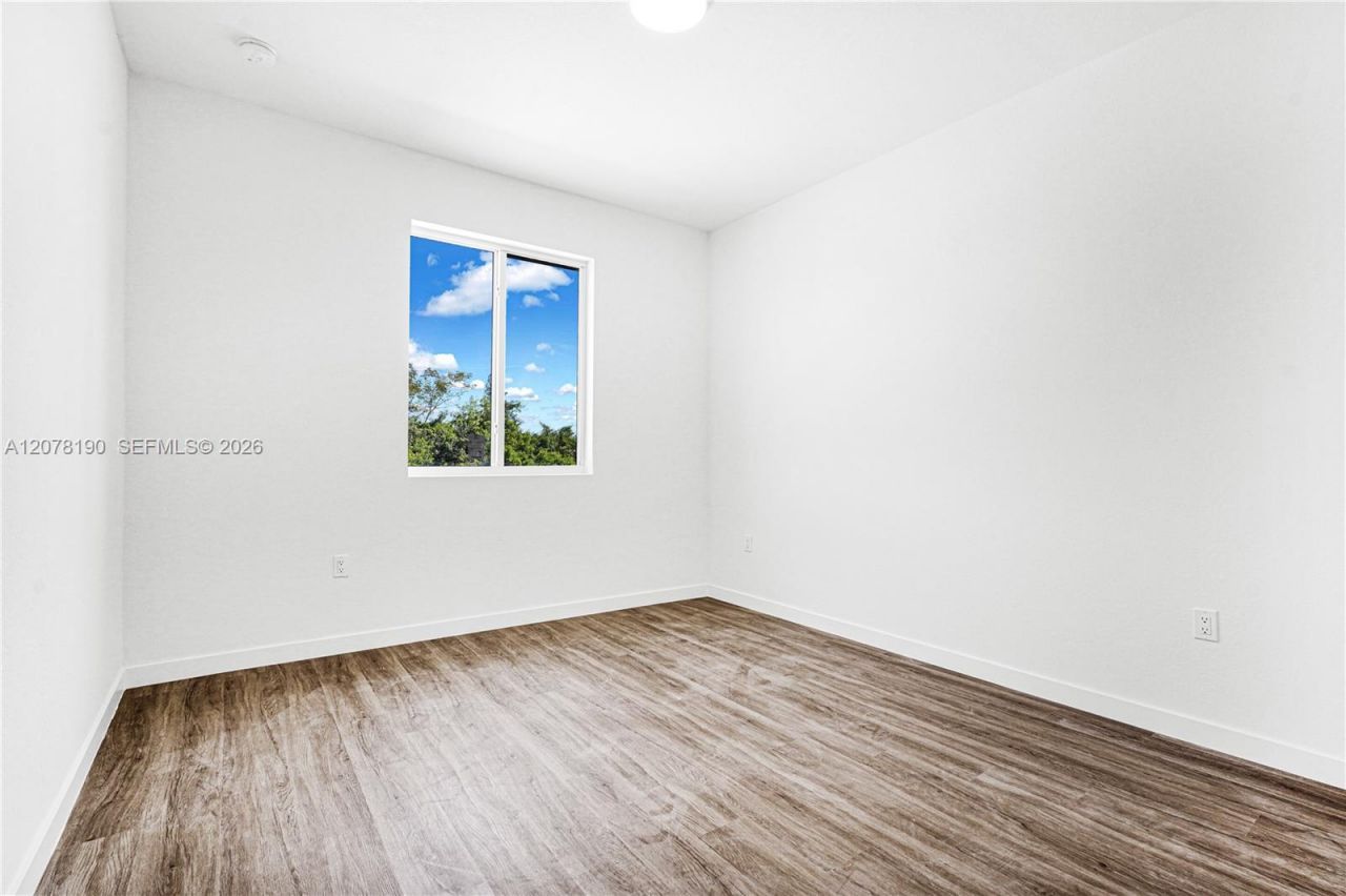 22555 SW 125th Ave , Miami, FL 33170 Photo