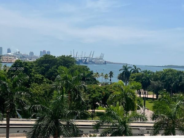 50 Biscayne Blvd , Unit 606, Miami, FL 33132