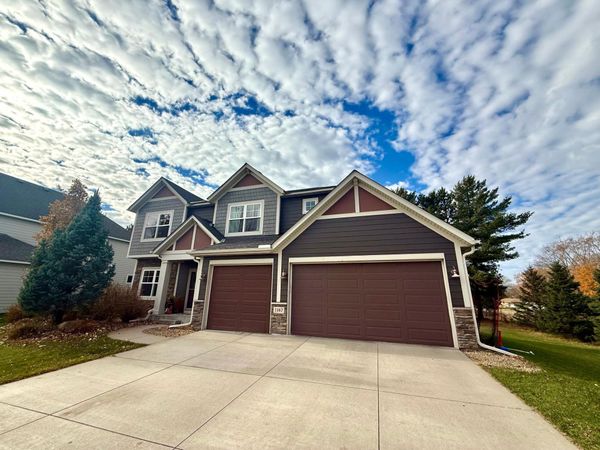 1147 Pine Hill Lane , White Bear Lake, MN 55127