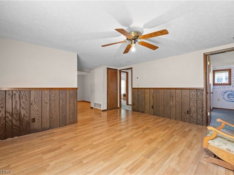 6167 Lake Avenue, Elyria, OH 44035 Photo 5