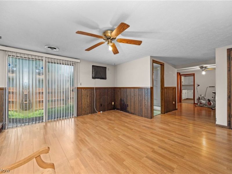 6167 Lake Avenue, Elyria, OH 44035 Photo 6