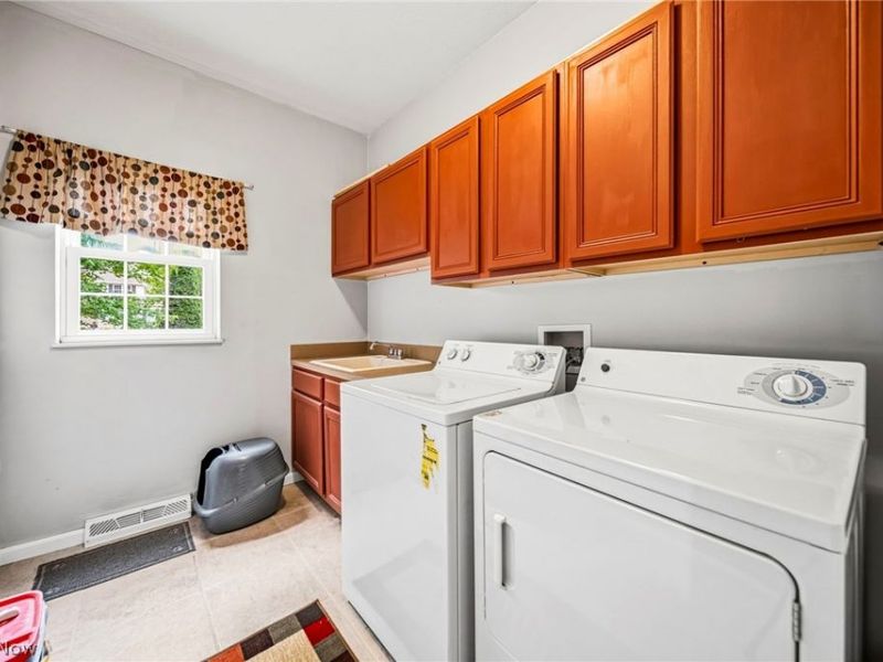 1088 Ashwood Lane, Medina, OH 44256 Photo 18
