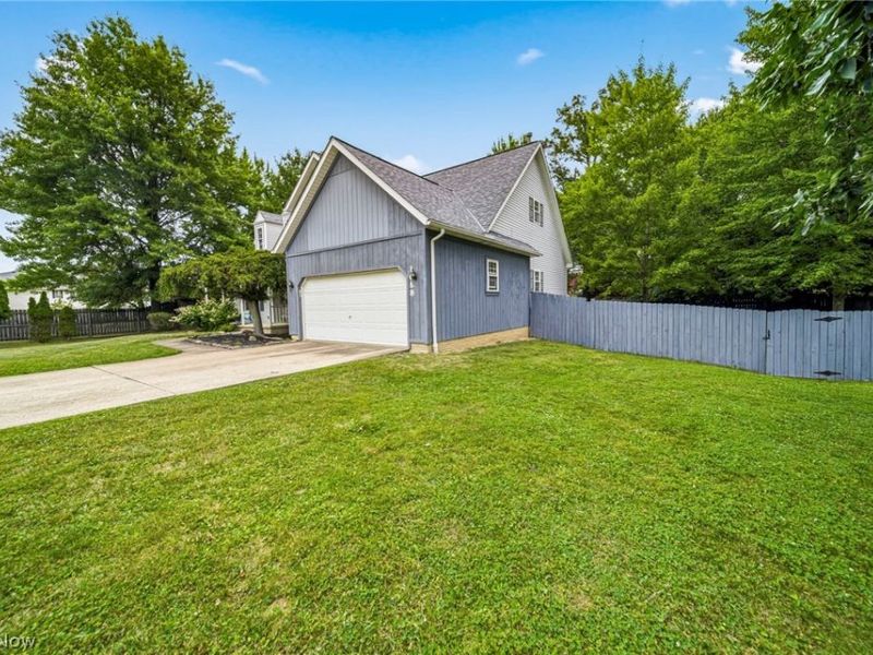1088 Ashwood Lane, Medina, OH 44256 Photo 5