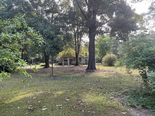 1698 Hancock, Crossett, AR 71635