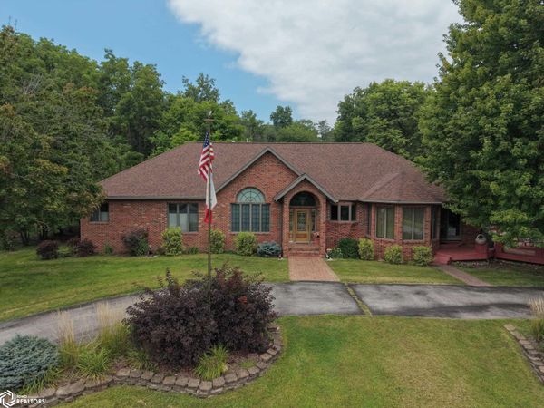 2530 River Road, Iowa Falls, IA 50126