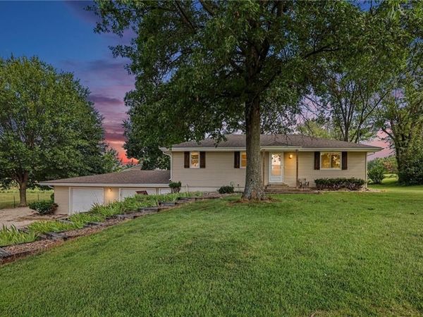 13744 Archer Road, Bonner Springs, KS 66012