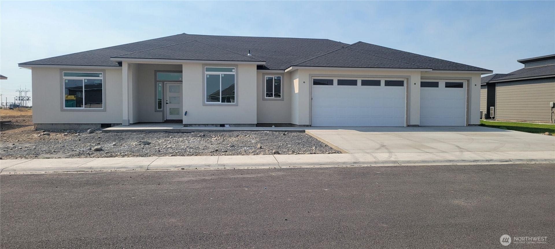 1186 8th Avenue Ne, Ephrata, WA 98823 Main Photo