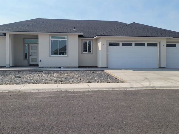1186 8th Avenue NE, Ephrata, WA 98823