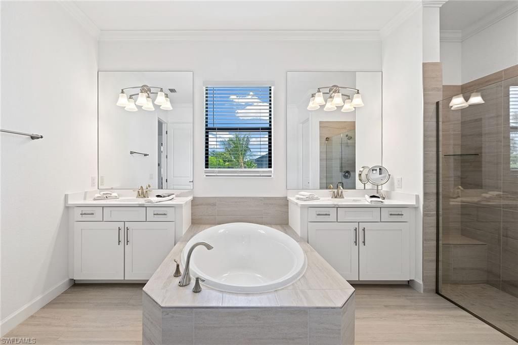 3130 Heather Glen Ct , Naples, FL 34114 Photo