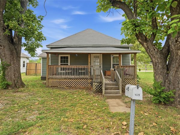 415 S Cherokee Avenue , Claremore, OK 74017