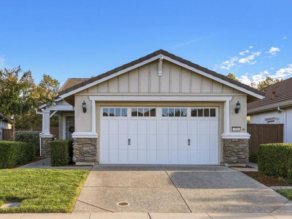 7416 Foxburgh, Elk Grove, CA 95757