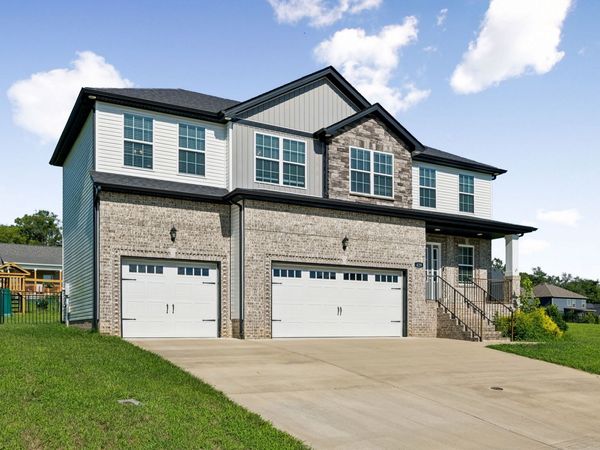 429 Crestwicke Ct , Clarksville, TN 37043