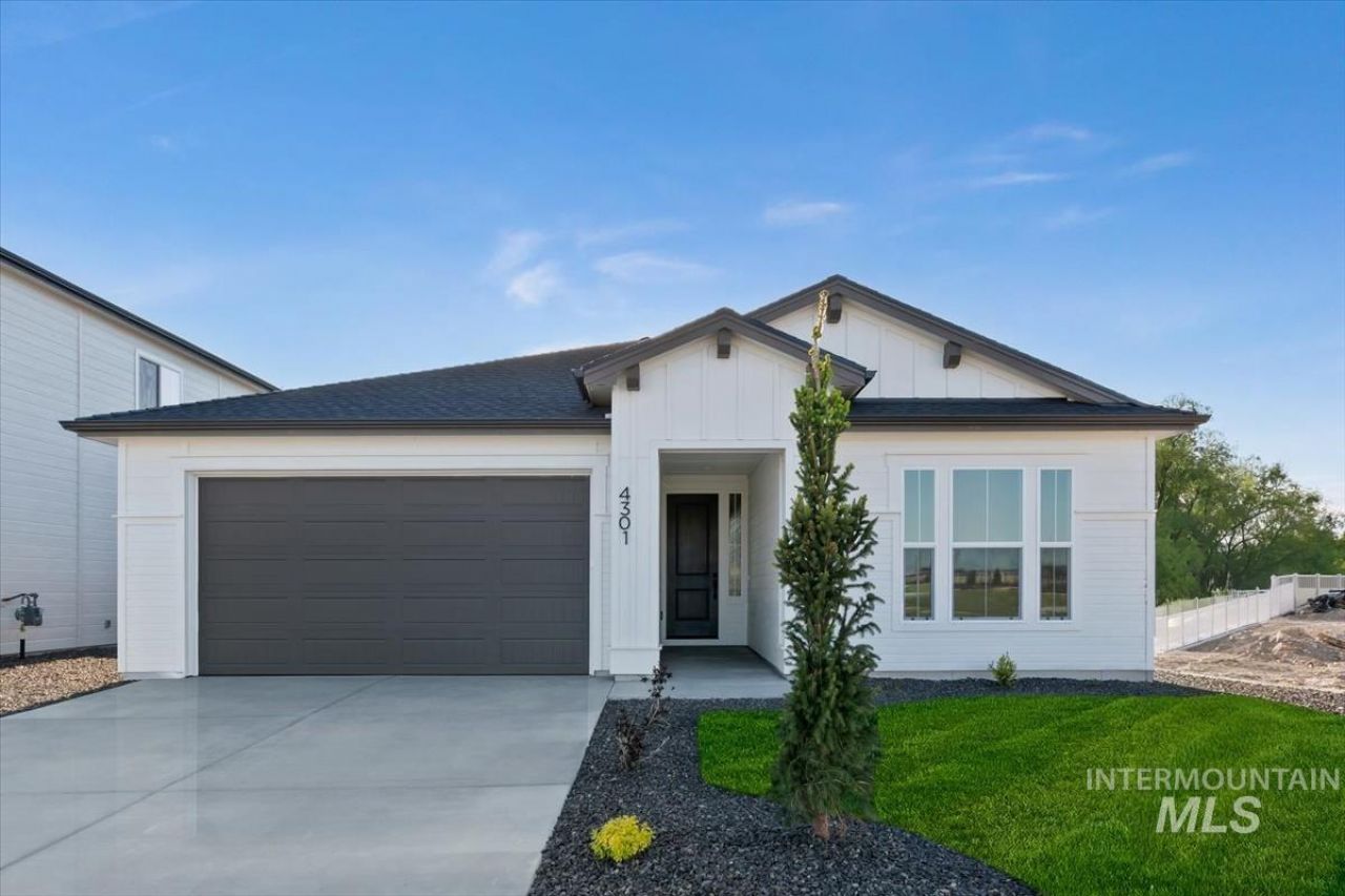 4405 Tropic Way, Caldwell, ID 83607 Main Photo