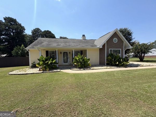 913 N Houston Lake Boulevard, Warner Robins, GA 31093