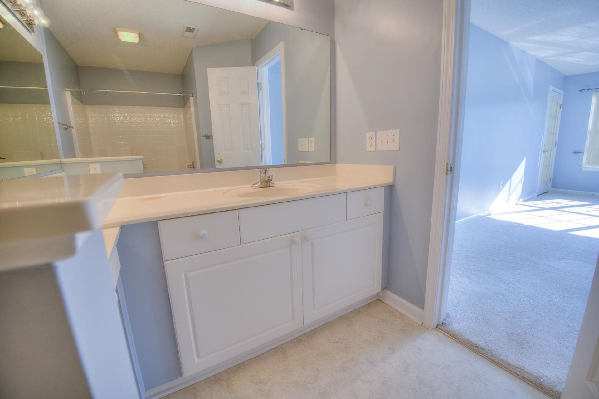 643 Woodmoor Dr. Photo 16